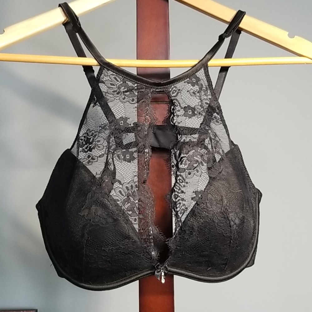 La Vie en Rose halter bra